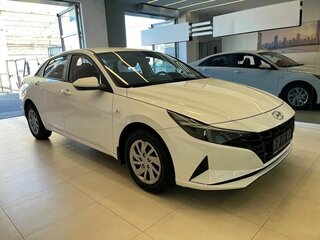 2021 Hyundai Elantra VII (CN7), белый, 1890000 рублей, вид 3