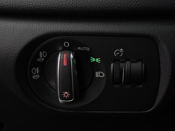 2012 Audi Q3 I (8U), чёрный, 1489000 рублей - вид 15