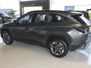 2025 Hyundai Tucson IV Рестайлинг, серый, 3800000 рублей, вид 4