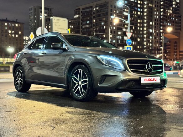 2016 Mercedes-Benz GLA 200 I (X156), серый, 1700000 рублей