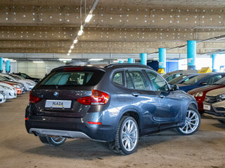 2013 BMW X1 18i I (E84) Рестайлинг, серый, 1300000 рублей, вид 4