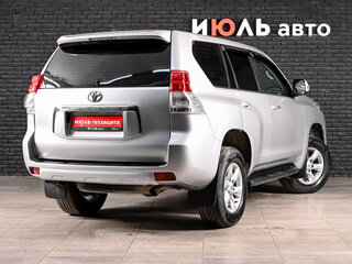 2013 Toyota Land Cruiser Prado 150 Series, серебристый, 2500000 рублей, вид 4