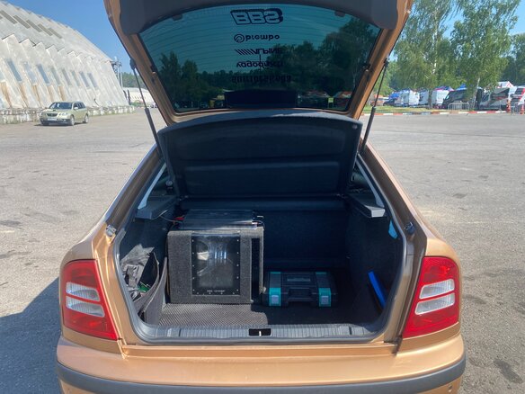 2001 Skoda Octavia I (A4) Рестайлинг, бежевый, 495000 рублей - вид 8