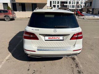 2013 Mercedes-Benz M-Класс 400 III (W166), белый, 2100000 рублей, вид 3