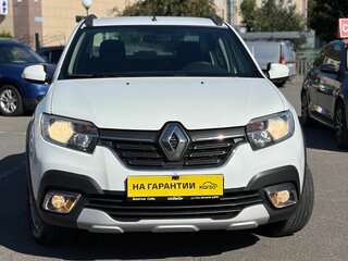 2021 Renault Logan Stepway II Рестайлинг, белый, 1200000 рублей, вид 3