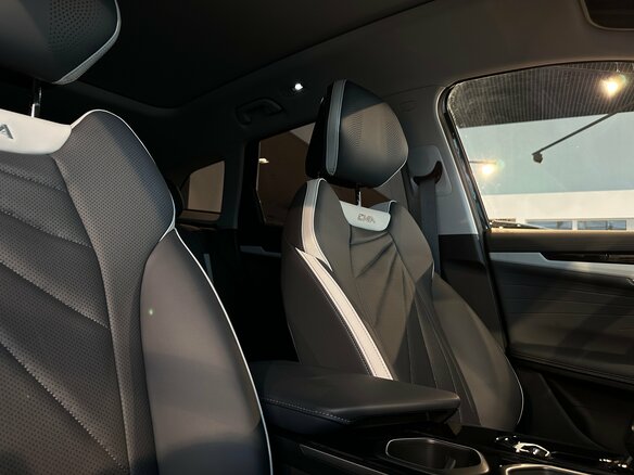 2026 Geely Atlas II, чёрный - вид 15