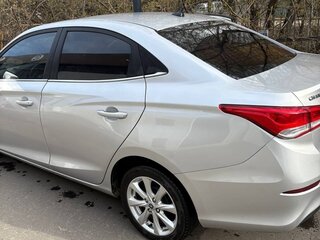 2023 Changan Alsvin, серебристый, 900000 рублей, вид 4