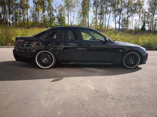 2004 BMW 5 серии 530i V (E60/E61), чёрный, 999000 рублей, вид 4