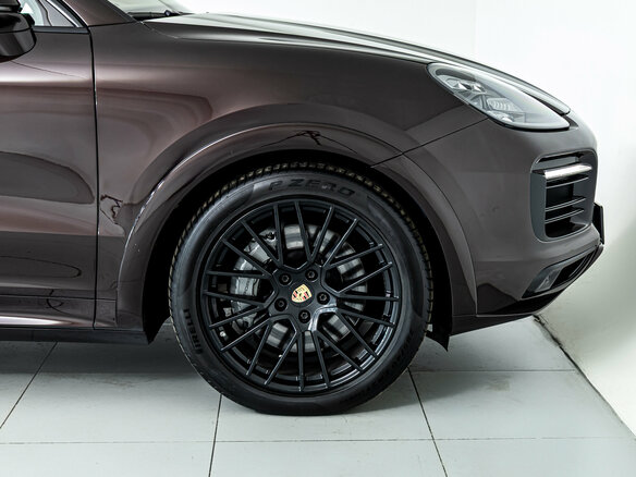 2021 Porsche Cayenne S Coupé III, коричневый, 8445000 рублей - вид 6