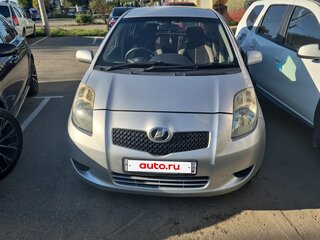 2005 Toyota Vitz II (XP90), серебристый, 480000 рублей, вид 1