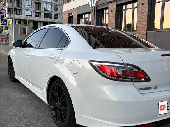 2010 Mazda 6 II (GH) Рестайлинг, белый, 805000 рублей - вид 2