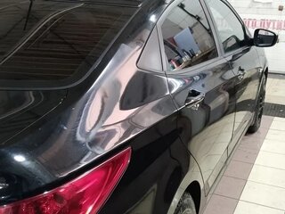 2011 Hyundai Solaris I, чёрный, 799000 рублей, вид 5