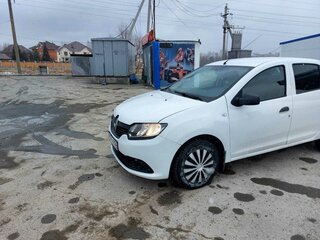 2015 Renault Logan II, белый, 500000 рублей, вид 1