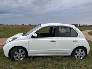 2010 Nissan Micra III (K12), белый, 700000 рублей, вид 3