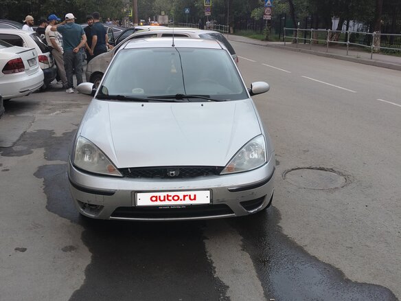 2004 Ford Focus I Рестайлинг, серебристый, 300000 рублей - вид 1