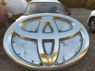 1989 Toyota Crown VIII (S130), белый, 131000 рублей, вид 1