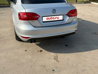 2013 Volkswagen Jetta VI, серый, 1400000 рублей, вид 3