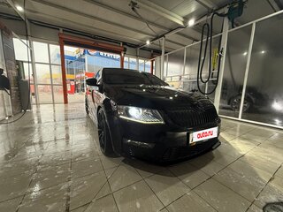 2015 Skoda Octavia III (A7), чёрный, 1800000 рублей, вид 1