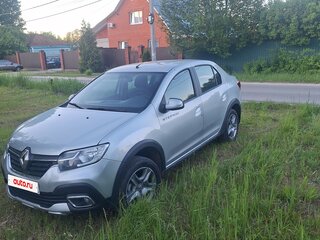 2021 Renault Logan Stepway II Рестайлинг, серебристый, 1075000 рублей, вид 1