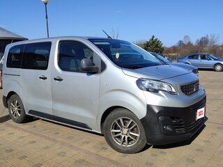 2019 Peugeot Traveller Compact I, серебристый, 1700000 рублей, вид 1
