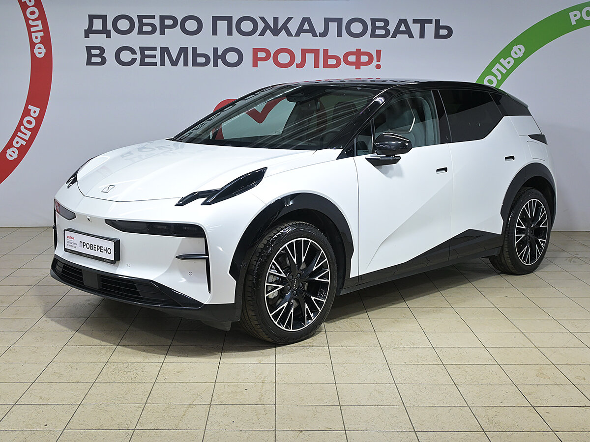 Открыть фотографии: Zeekr X I