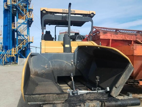 2018 XCMG RP, золотистый, 9900000 рублей - вид 18