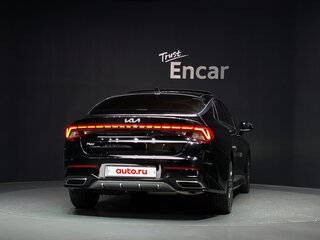 2023 Kia K5 III, чёрный, 2440000 рублей, вид 4