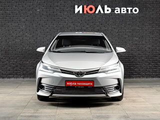 2018 Toyota Corolla XI (E160, E170, E180) Рестайлинг 1, серебристый, 1595000 рублей, вид 2