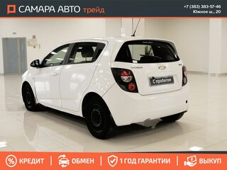 2012 Chevrolet Aveo II, белый, 549000 рублей, вид 4