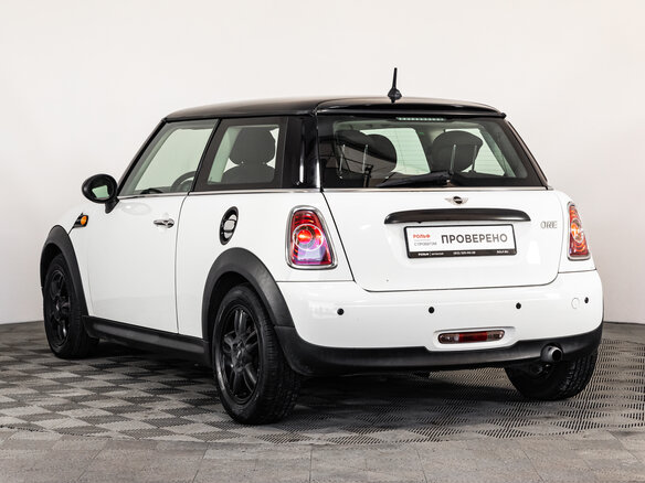 2011 Mini Hatch One II (R56) Рестайлинг, белый, 775000 рублей - вид 6