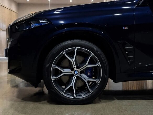 2026 BMW X5 40i IV (G05/G18) Рестайлинг, синий, 15500000 рублей - вид 4