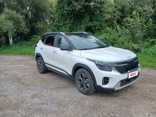 2024 Kia Seltos I Рестайлинг, белый, 2480000 рублей, вид 3