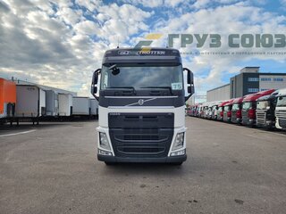 2017 Volvo FH, белый, 5990000 рублей, вид 3