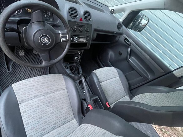 2011 Volkswagen Caddy III Рестайлинг, серый, 680000 рублей - вид 6