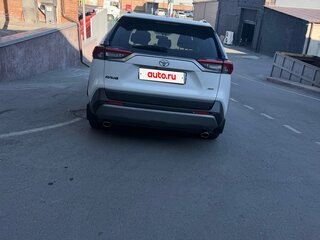 2019 Toyota RAV4 V (XA50), белый, 2850000 рублей, вид 4