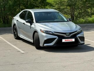 2021 Toyota Camry US Market VIII (XV70) Рестайлинг, серый, 2640000 рублей, вид 1