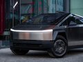 2026 Tesla Cybertruck Cyberbeast, серебристый - вид 2