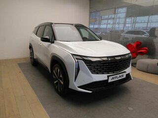 2026 Geely Atlas II, белый, 4229990 рублей, вид 3