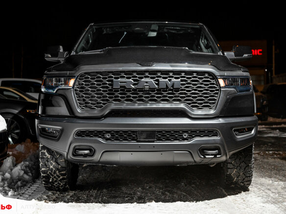 2025 Ram 1500 Crew Cab V Рестайлинг, чёрный, 9290000 рублей - вид 1