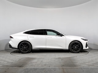2024 Changan UNI-V I, белый, 2100000 рублей, вид 4