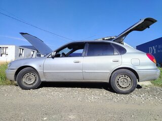 2000 Toyota Corolla VIII (E110) Рестайлинг, серебристый, 370000 рублей, вид 5