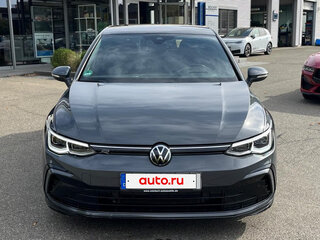 2024 Volkswagen Golf VIII, серый, 1780000 рублей, вид 2