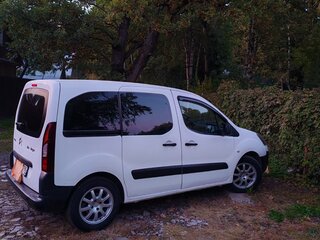 2013 Citroen Berlingo II Рестайлинг, белый, 510000 рублей, вид 2