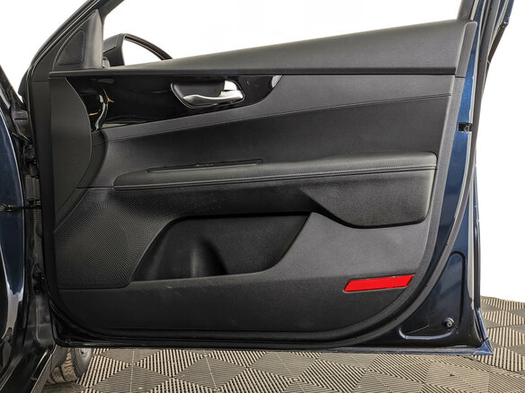 2020 Kia Cerato IV, синий, 2120000 рублей - вид 24