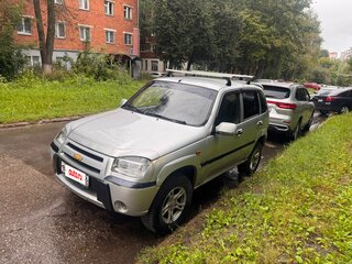 2007 Chevrolet Niva I, серебристый, 195000 рублей, вид 2