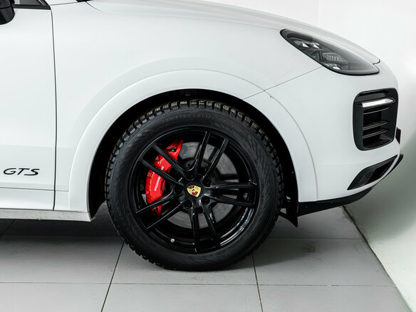 2020 Porsche Cayenne GTS Coupé III, белый, 9399000 рублей - вид 6