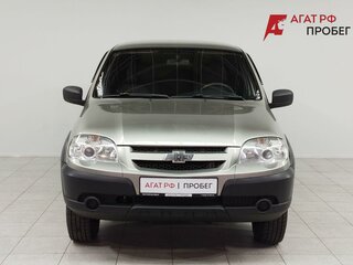2015 Chevrolet Niva I Рестайлинг, зелёный, 635000 рублей, вид 2