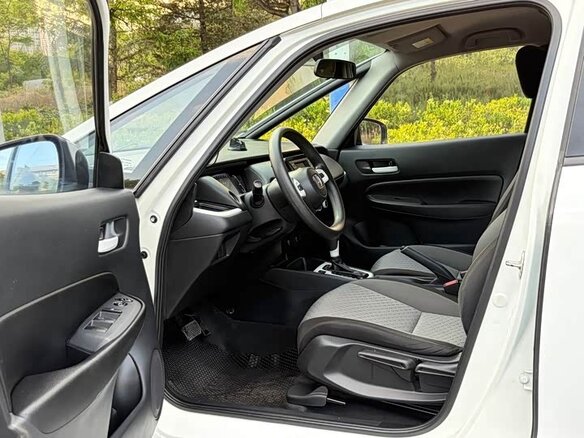 2023 Honda Fit Crosstar IV Рестайлинг, белый, 1090000 рублей - вид 6