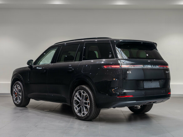 2026 Lynk & Co 900, чёрный - вид 5