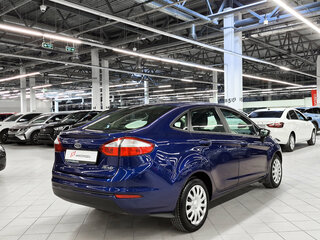 2016 Ford Fiesta Mk6 Рестайлинг, синий, 795000 рублей, вид 3